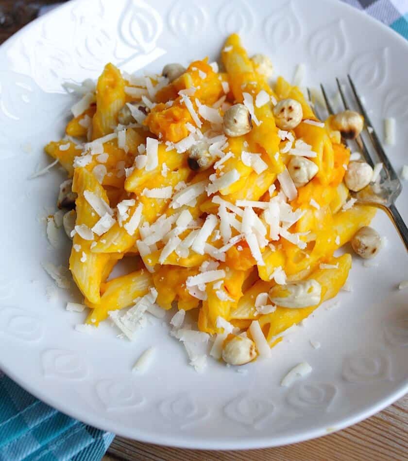 lactosevrij-pasta-met-pompoen-saffraan-en-hazelnoten_2