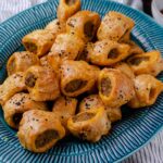 mini saucijzenbroodjes met thaise currypasta 1 1