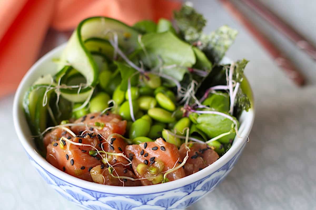poke-bowl-met-gemarineerde-zalm-1