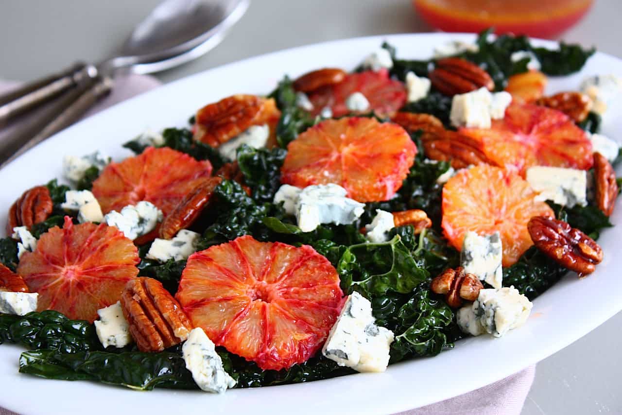 winterse_salade_met_bloedsinaasappel_en_blauwe_kaas_uitgelicht_1