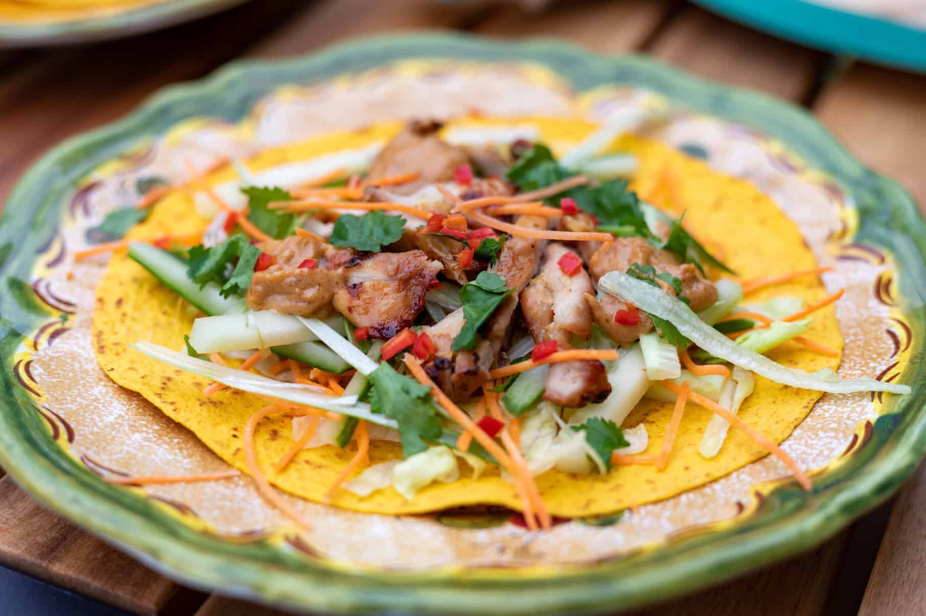 wraps met gemarineerde kip van de big green egg 1 3