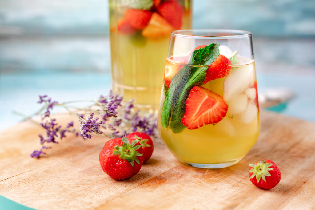 coldbrew ijsthee met aardbeien en munt 1