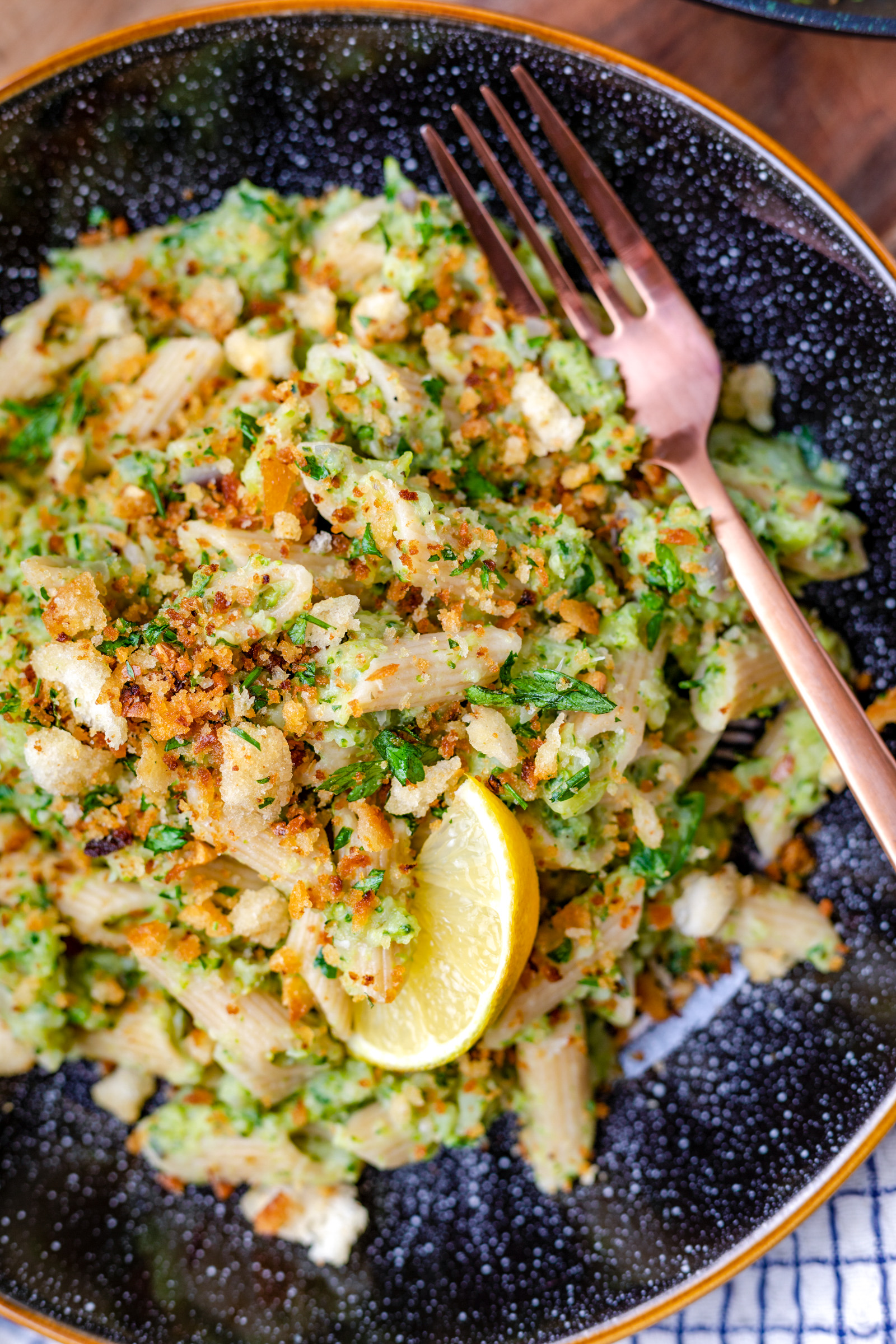 pasta met broccoli courgettesaus en pangrattato 3