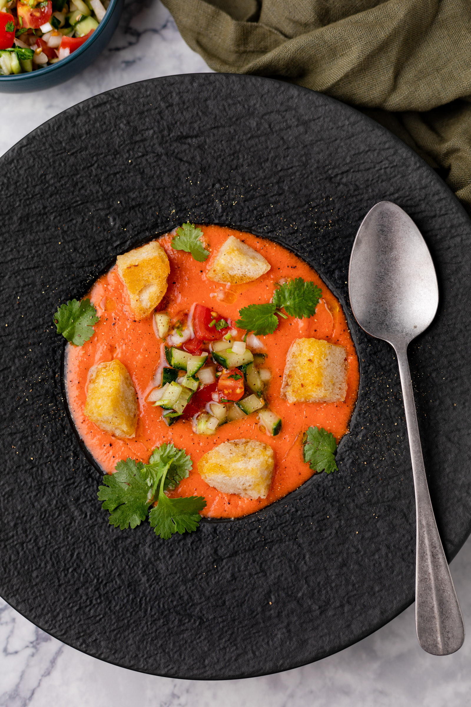 gazpacho met tabasco en knoflookcroutons 2