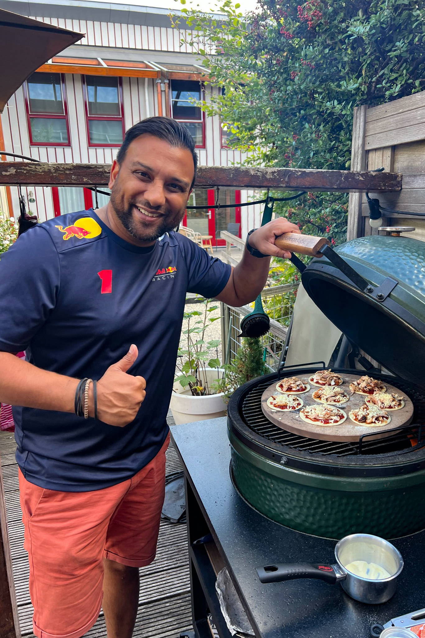formulekip monza bbq flavoured mini pizza s van shaiff 14