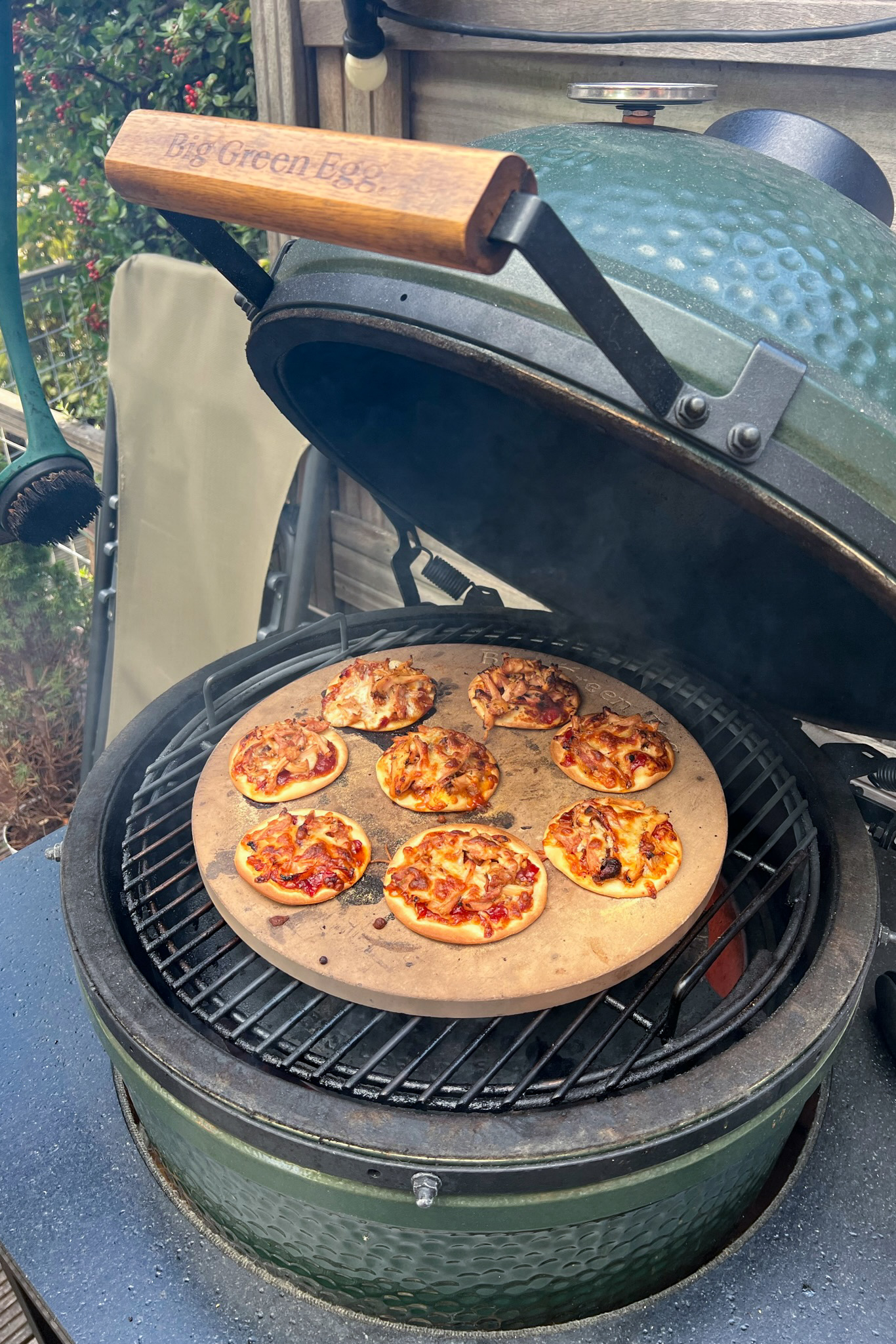 formulekip monza bbq flavoured mini pizza s van shaiff 15