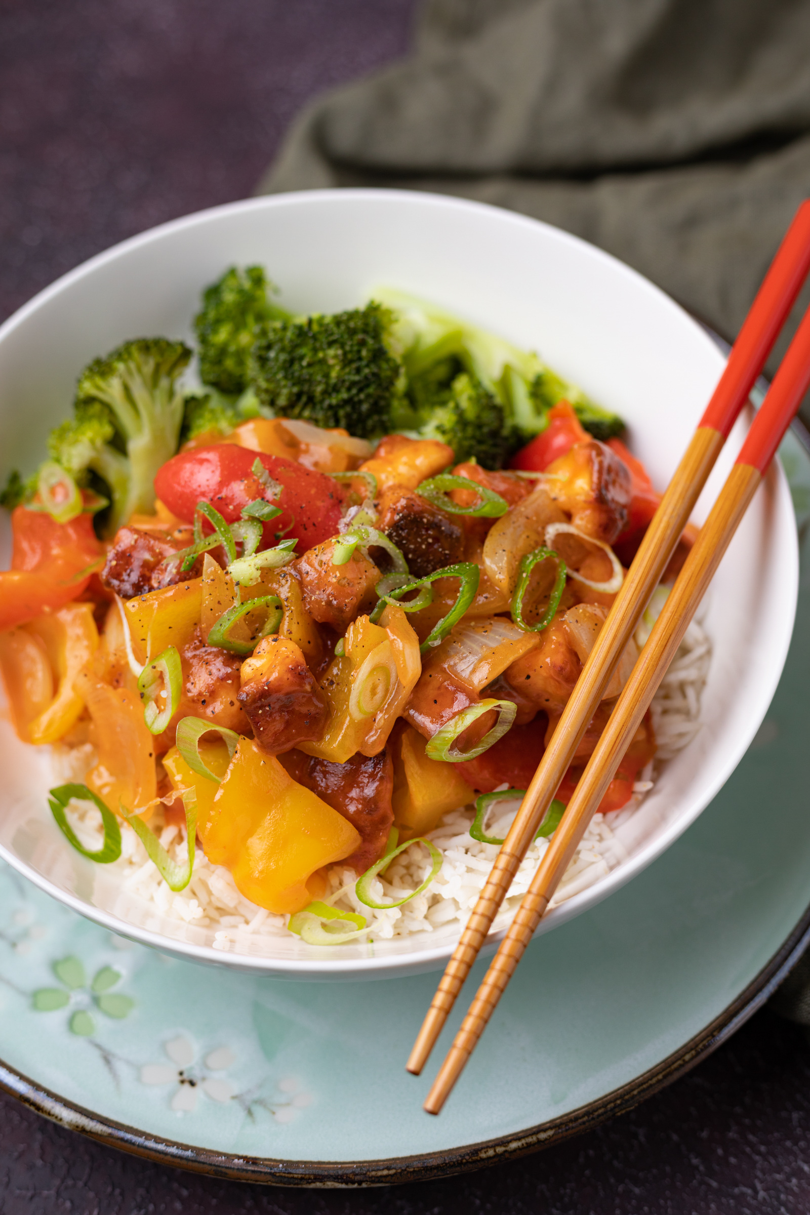 zoetzure wokschotel met paneer en paprika 2