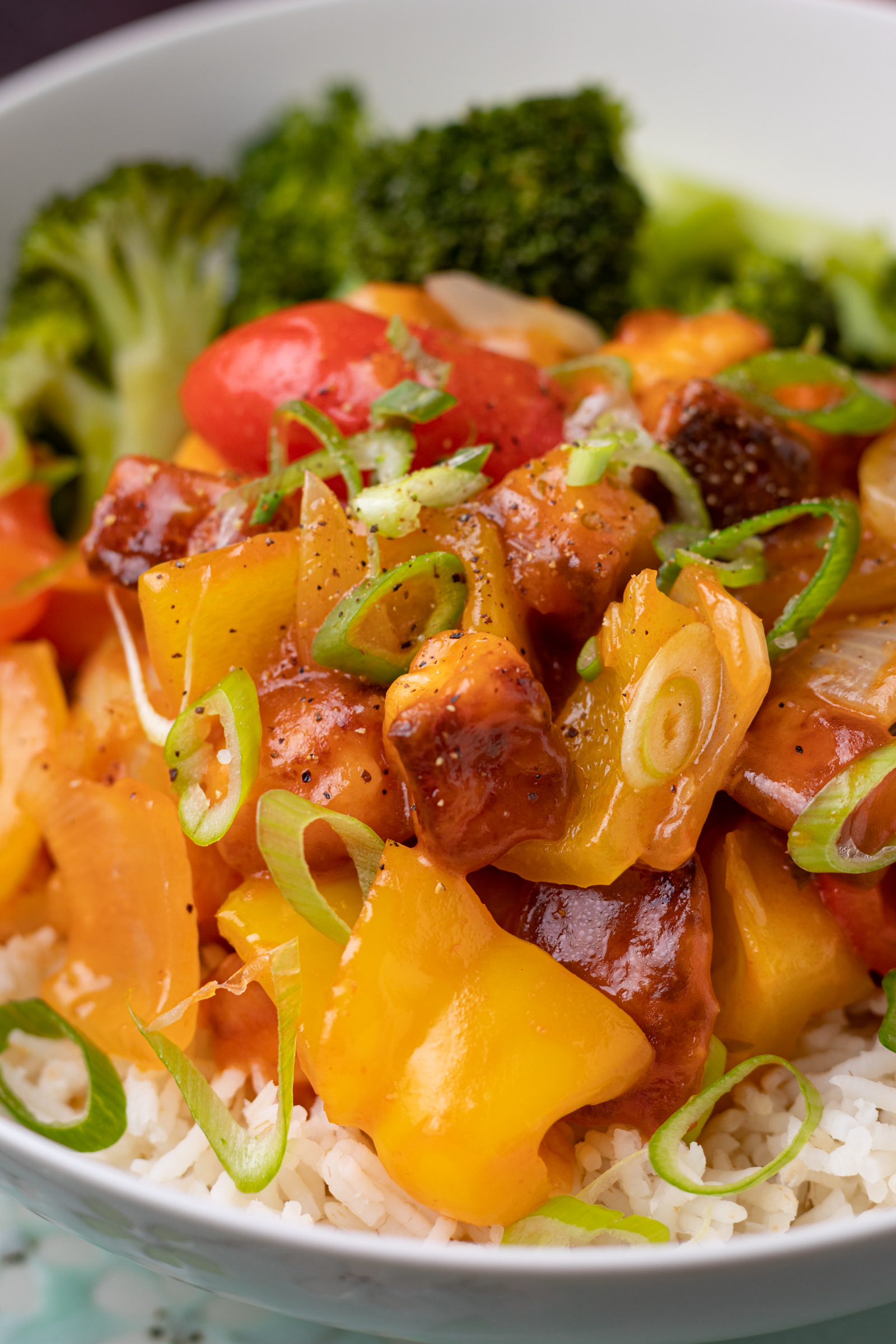 zoetzure wokschotel met paneer en paprika 3