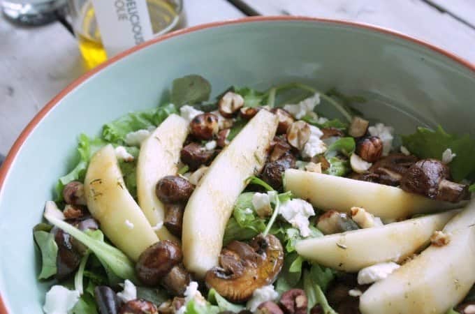 Francesca-Kookt_Foodelicious_snelle-maaltijdsalade-boordevol-hazelnoten_1_uitgelicht-681