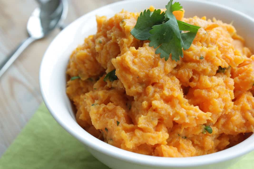 Francesca Kookt_zoete aardappelpuree met koriander_1_uitgelicht