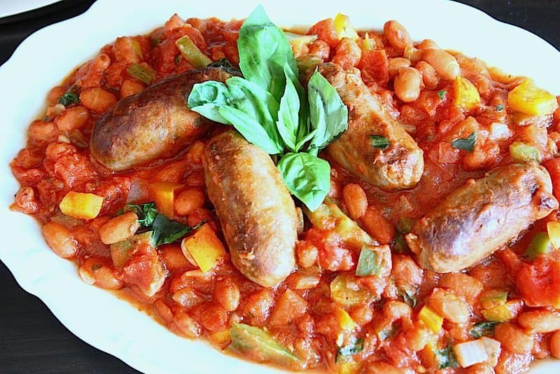italiaanse-bonenstoof-met-worst-en-basilicum