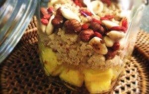 Havermout-met-ananas-en-geroosterde-noten_1_uitgelicht