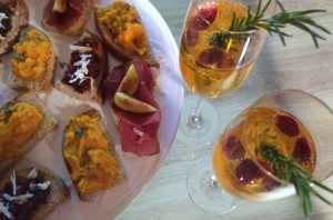Kerstcocktail-met-mandarijn-en-rozemarijn_1_uitgelicht-680x450
