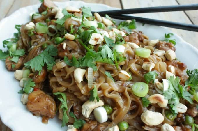 Makkelijke-Pad-Thai-met-kip_1