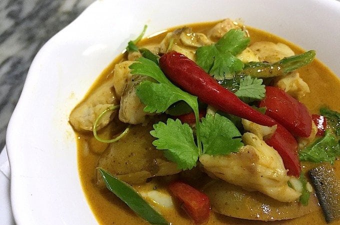 Penang-curry-met-zeebaars_1-680x450