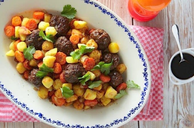 Wok-hutspot-met-gehaktballetjes_1-680x450
