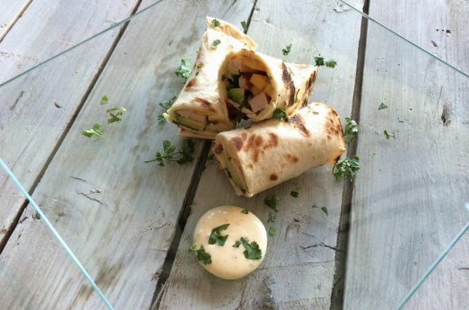 Wraps met gerookte kip, mango en avocado_1_uitgelicht2