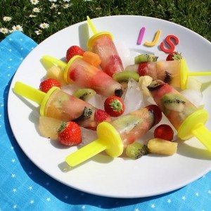 Zelfgemaakte fruit ijsjes