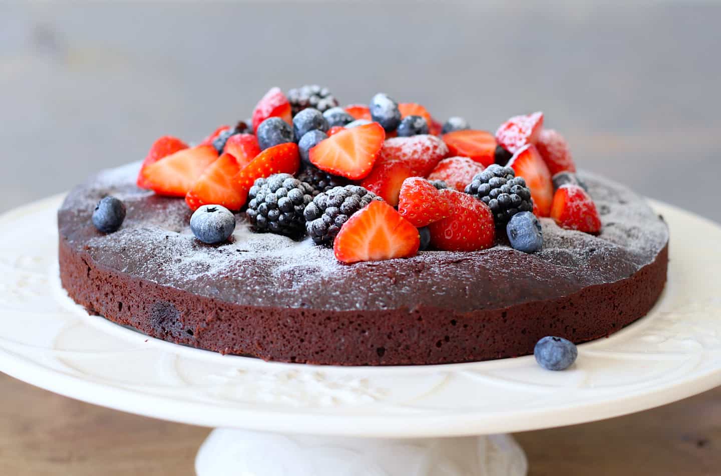 chocoladetaart-met-kersen-1