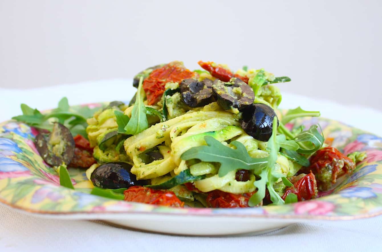 courgette-spaghetti-met-walnootpesto-1
