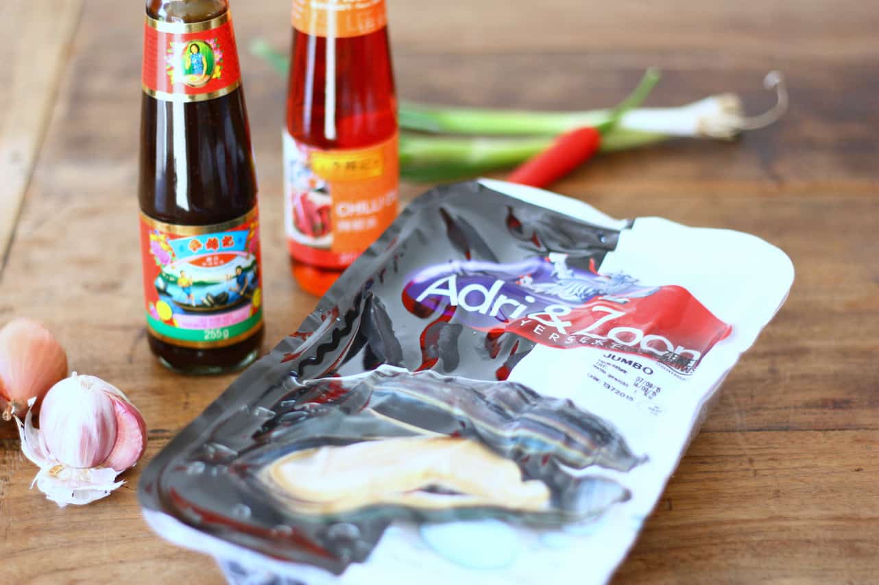 gegratineerde-mosselen-met-oestersaus-en-chili-ingredienten