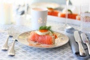 kerstkoken-als-een-chef-zalmtompouce-met-romige-forelmousse-2