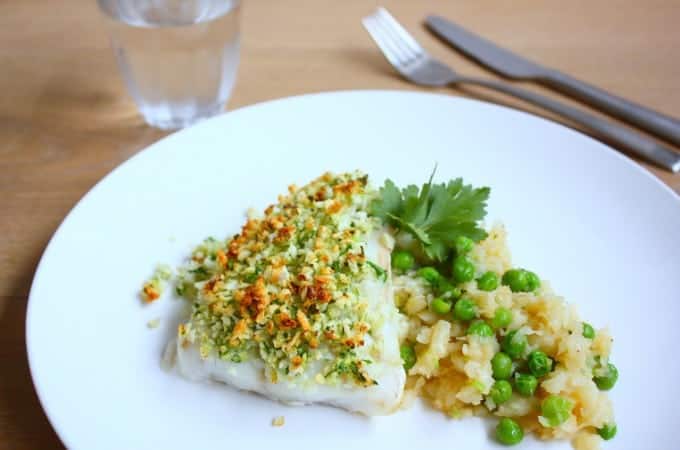 krokante-kabeljauw-met-knolselderij-doperwten-puree-1-680x450