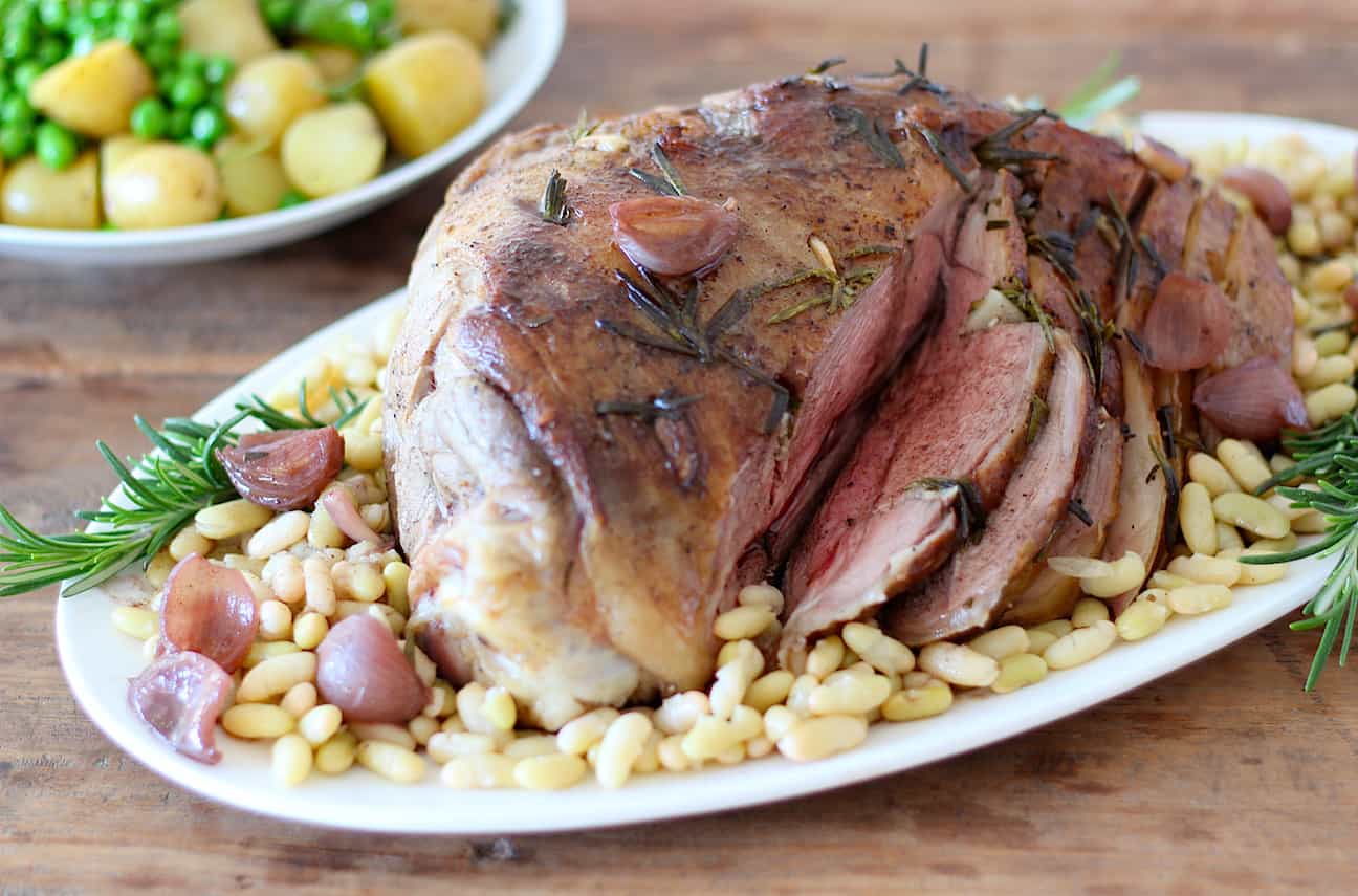 lamsbout-met-rozemarijn-en-knoflook-2