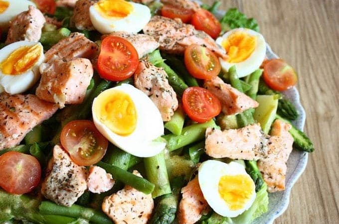 niet-zo-salade-nicoise-met-zalm-1-680x450