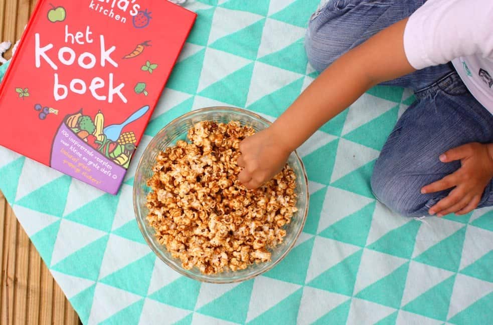 pindakaas-popcorn-ella's-kitchen-kookboek-uitgelicht