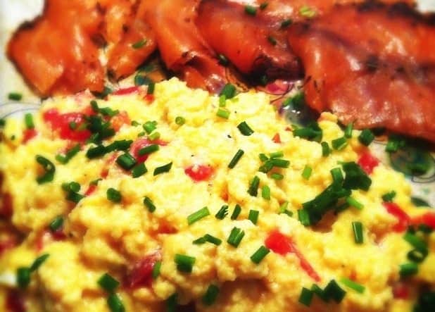 scrambled-eggs-zalm-640x450