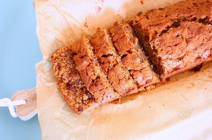 speculaascake-met-dadel-en-gember-3-680x450